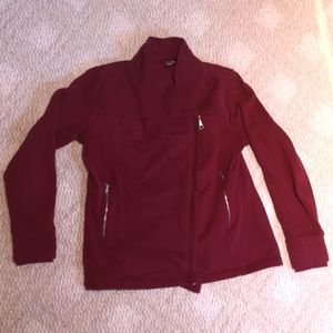 Burgundy cross zip wide collar bench sweater